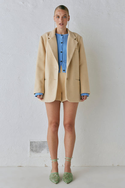 Nada Shorts Butter