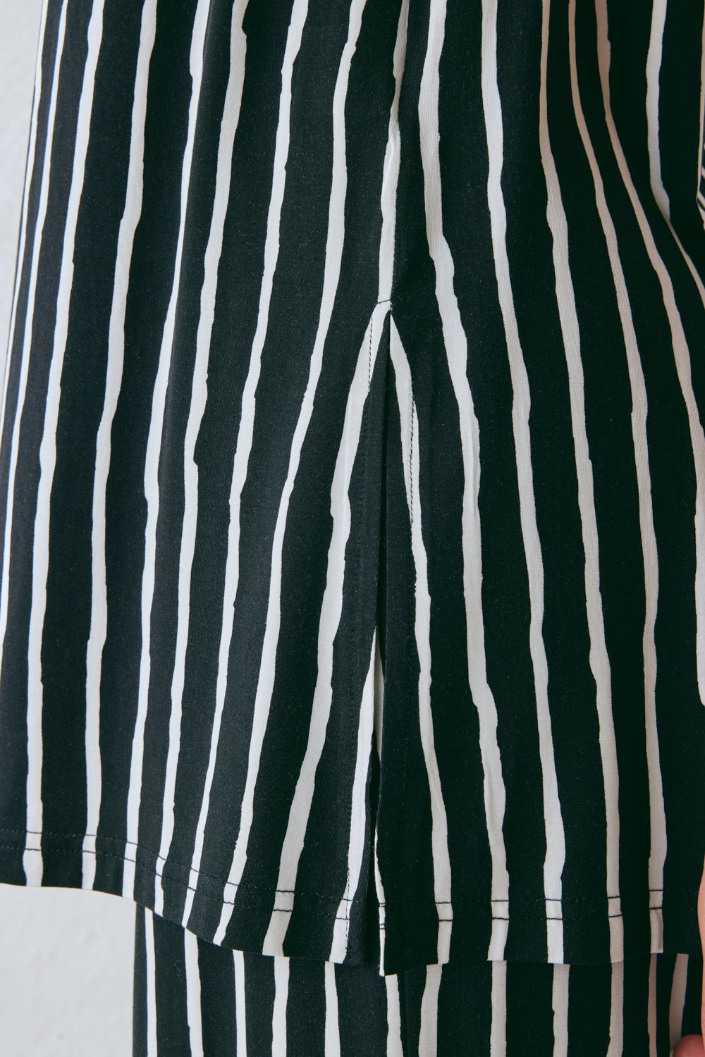 Aster Top Black Stripe