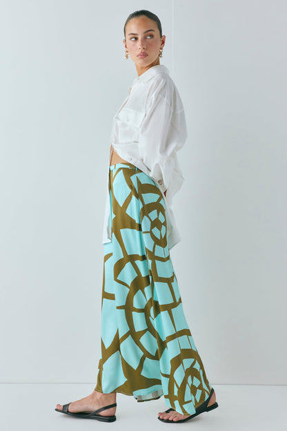 Brie Midi Skirt Avi